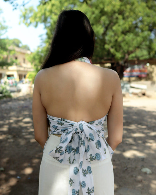 Back-Bow Chic Halter Neck